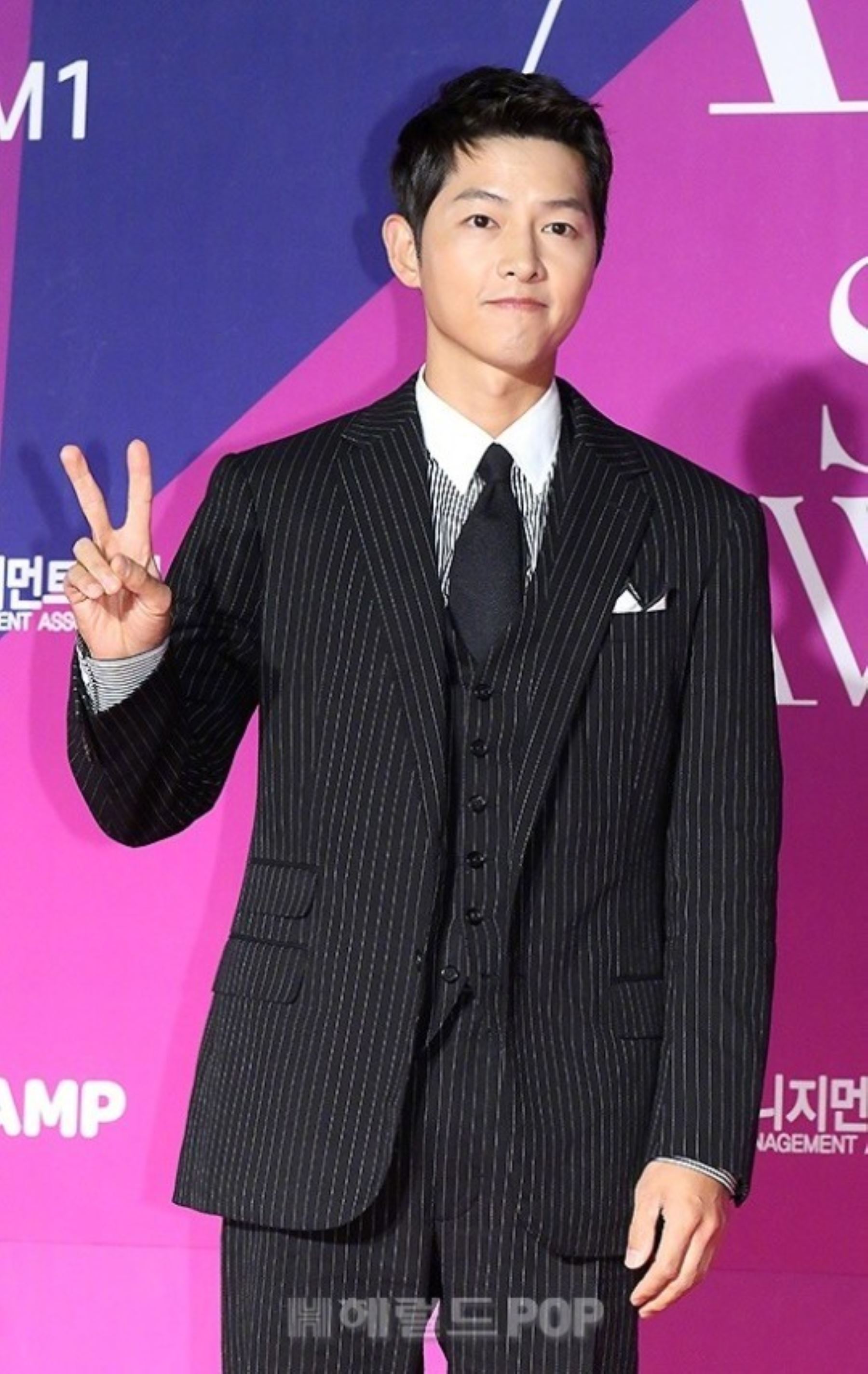 ✨宋仲基荣获apan大赏🏆 黑道律师文森佐实至名归🎉