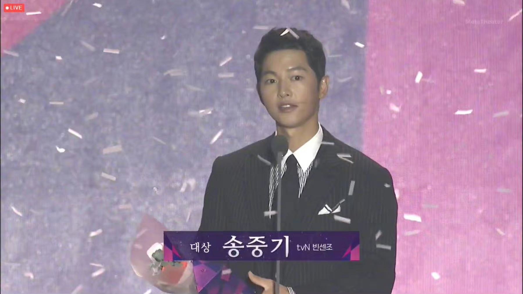 ✨宋仲基荣获apan大赏🏆 黑道律师文森佐实至名归🎉