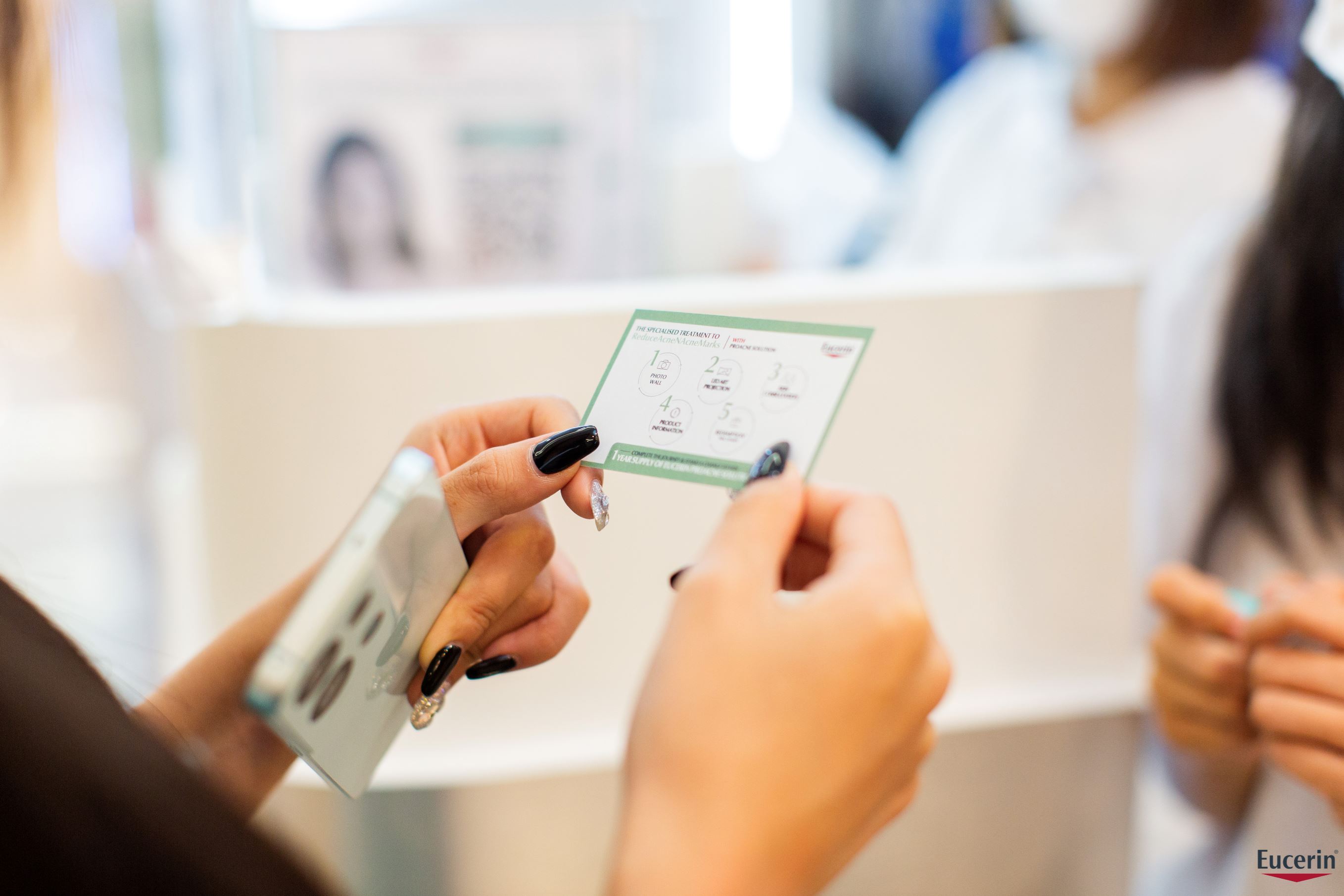 🌟eucerin首家体验式快闪店❗️帮你消除暗疮和痘印