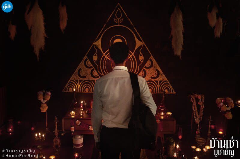 泰国最新凶宅惊悚片！租客半夜祭祀诵经！