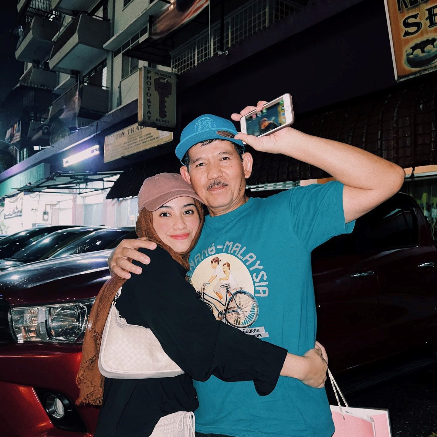 “saya bukan nak raih simpati,” syada amzah tidak sampai tahap buang bapa