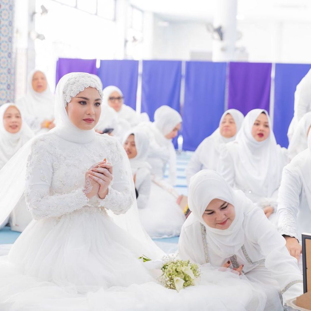 dengan sekali lafaz, janna nick kini sah isteri dini schatzmann