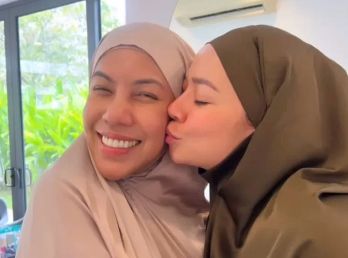 peminat titip doa bila lihat nora danish tampil sopan bertudung, berjubah