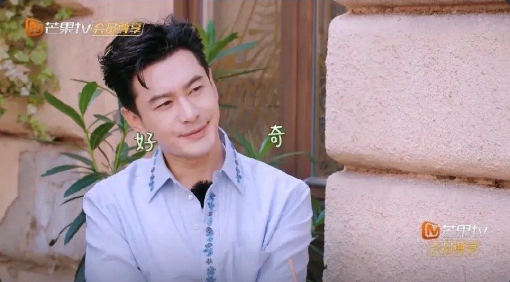 许光汉被黄晓明催生子❗尴尬得采取战术性喝水缓解气氛🤣