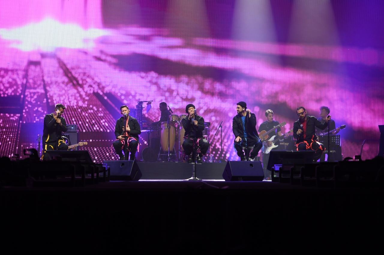 konsert ruffedge meriah, 4,500 peminat terhibur persembahan lebih 2 jam tanpa henti