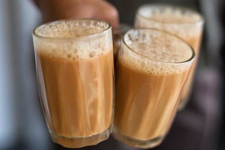 lelaki dedah kakinya kena potong akibat suka minum teh tarik masa usia muda