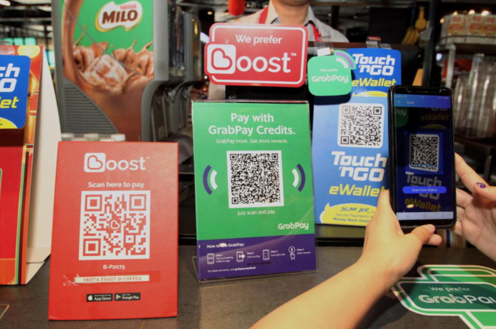 mof warns that accounts will be suspended if you're caught trying to cash out rm100 emadani credit!