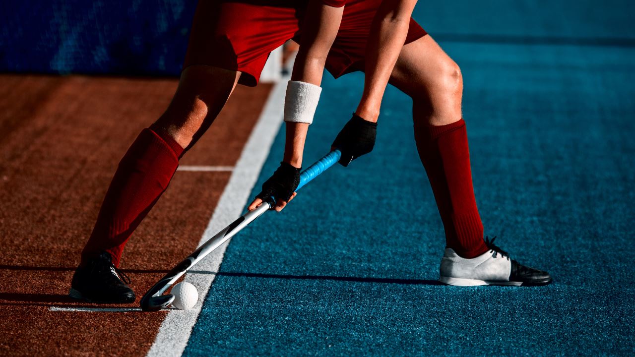 Zoomed in photo of a hockey tournament