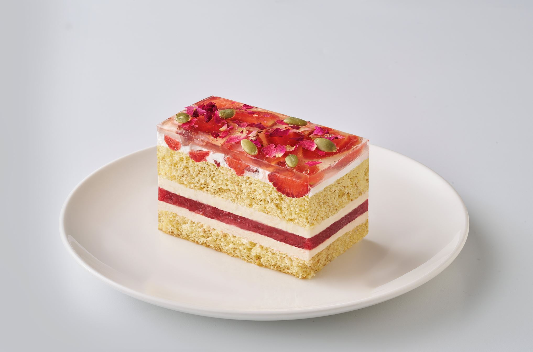 pretty in pink! secret recipe’s strawberry rose cake presents a love story in every nite