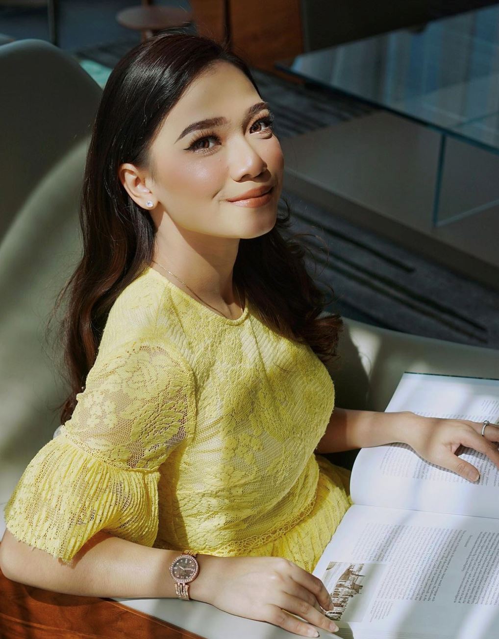 akui masih single dan belum ada calon, ruhainies tertekan orang tanya bila nak kahwin