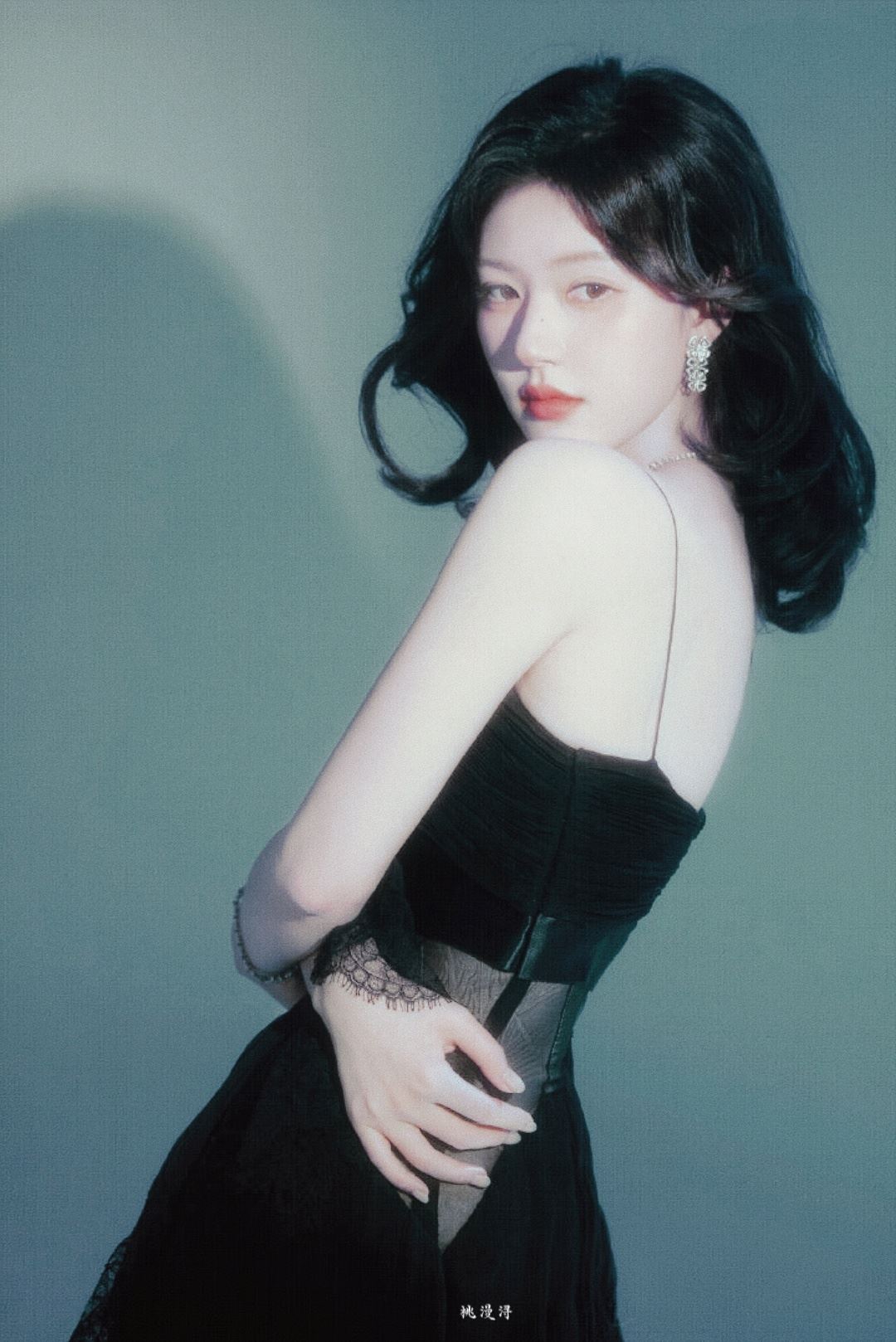 赵露思自曝剪短发原因❗玩笑哭喊要封心锁爱❤️‍🩹