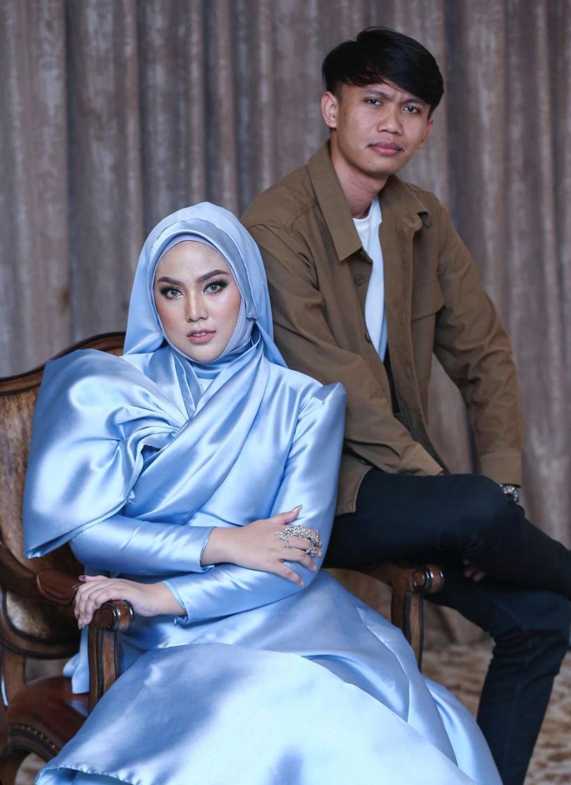 peminat syak shila amzah bercinta dengan influencer terkenal, “kantoi panggil ‘yang’,”