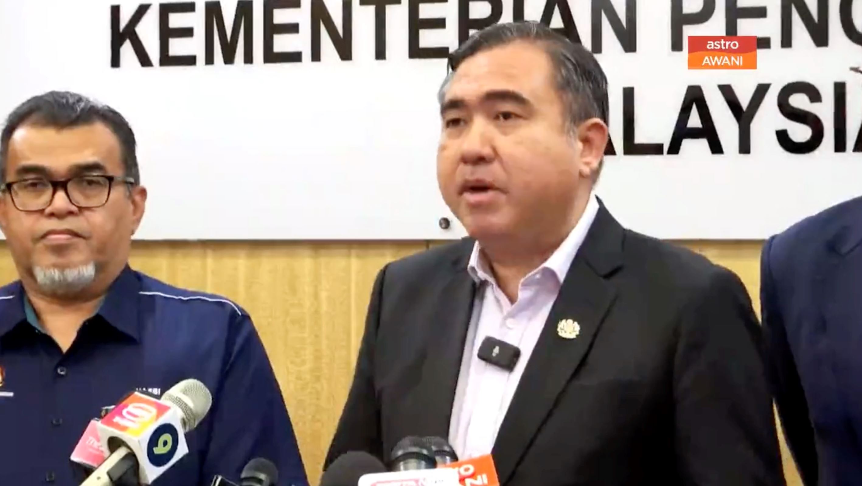 tiada lagi pelekat ‘roadtax’, pemilik kenderaan boleh guna paparan digital