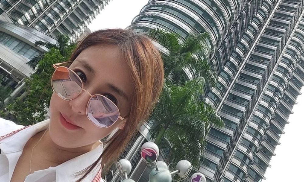 “kl is unreal!” alchemy of souls star, park eun-hye shares photos of her trip to malaysia with her family