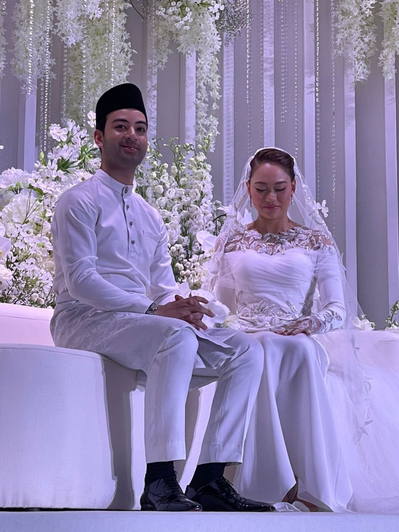 dari twitter ke jinjang pelamin, raysha rizrose kongsi detik dilamar suami