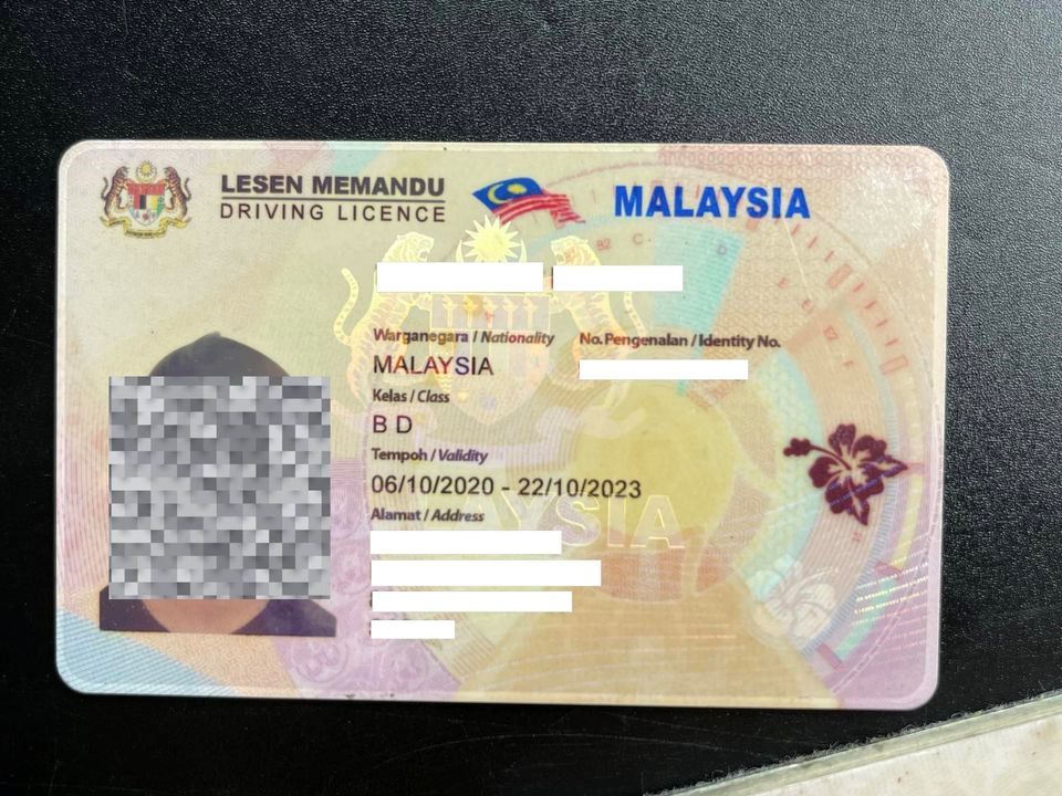 three malaysians caught driving in australia with fake malaysian driving licenses