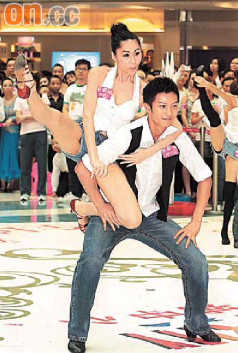 📺《廉政狙击》多位男演员都曾和胡定欣合作❗️最经典和黄宗泽还有陈展鹏🔥