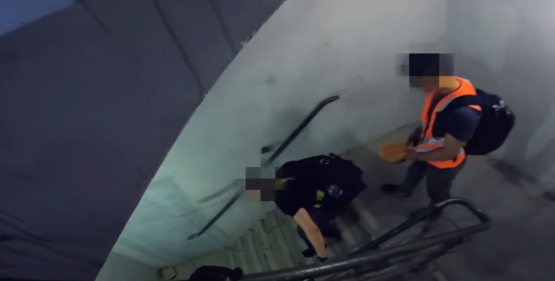 pelancong dari amerika syarikat pula curi panjat merdeka 118!