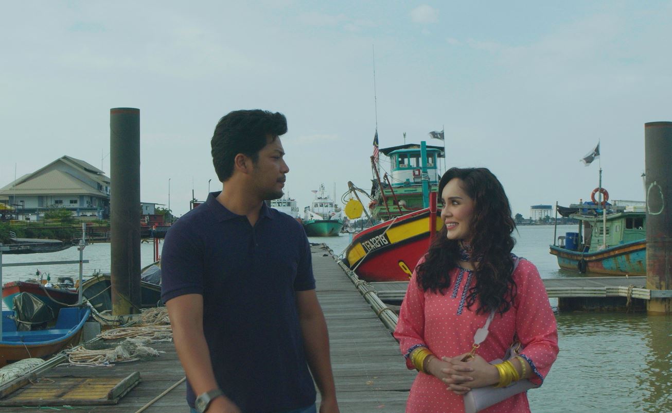 adaptasi dari novel terlaris, akira khan tampil kisah cinta melayu-pakistan