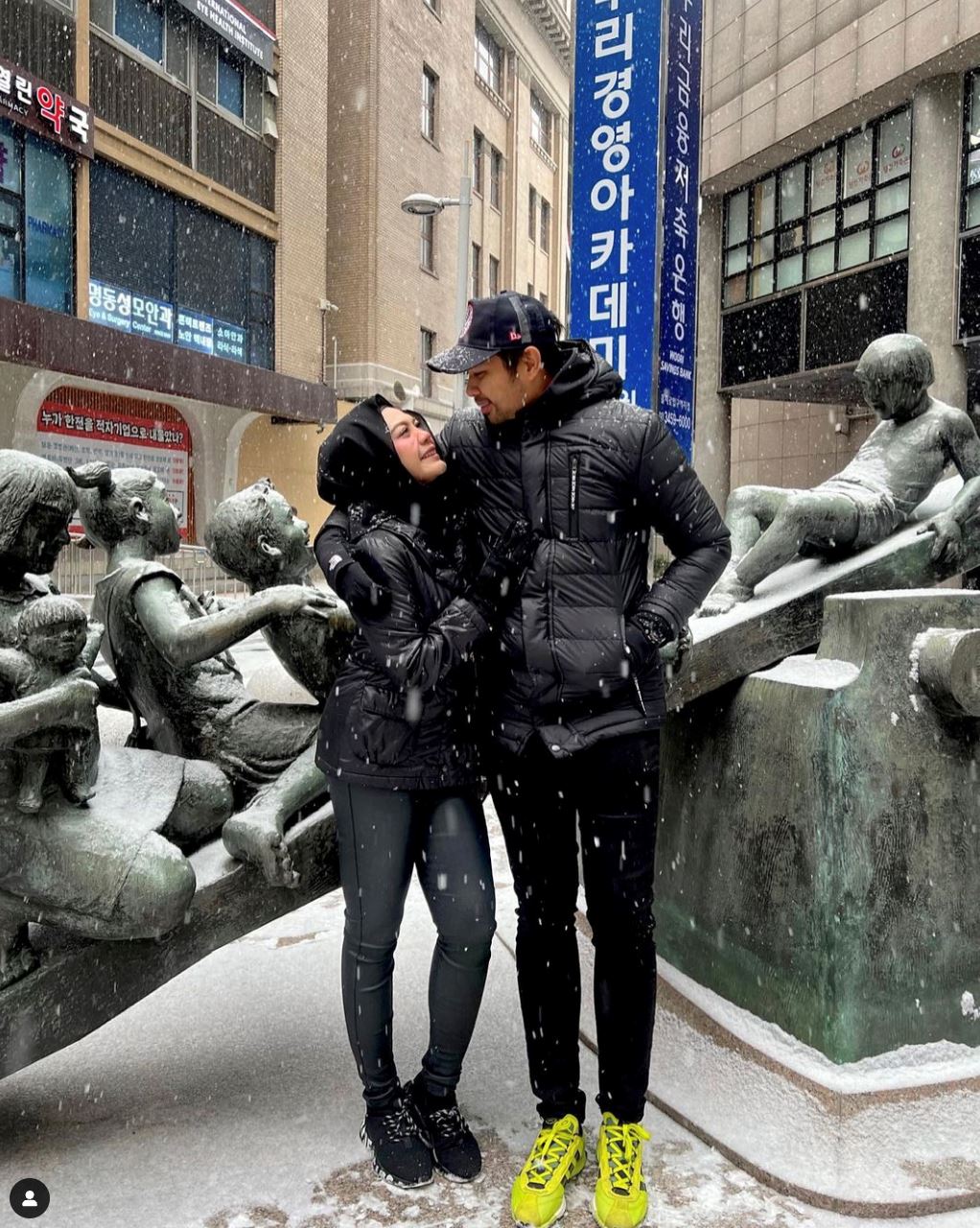 kahwin belum setahun, zulin aziz terasa asyik ditanya bila nak dapat anak