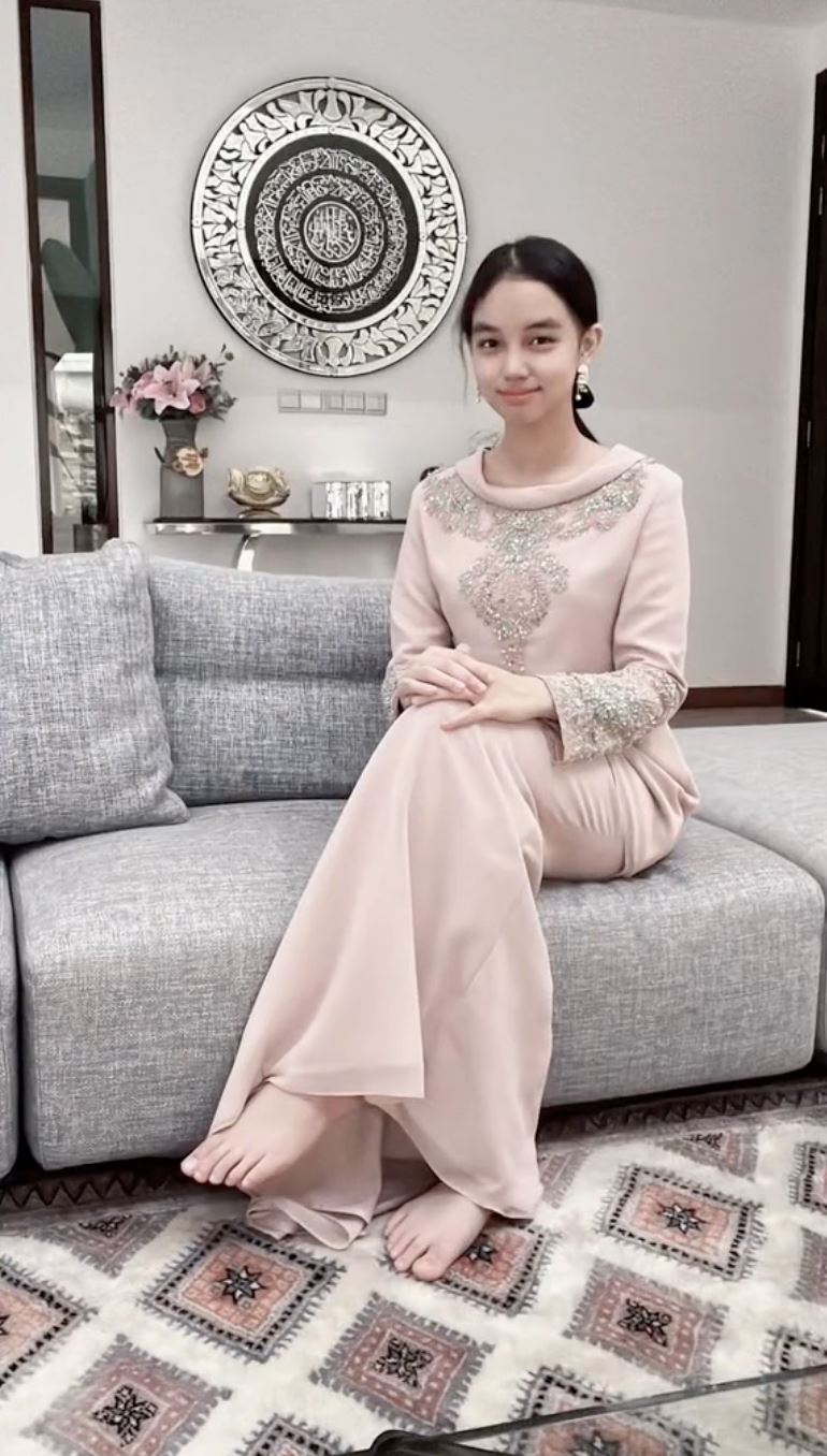 kejelitaan diwarisi, ramai usik nak jadi menantu erra fazira