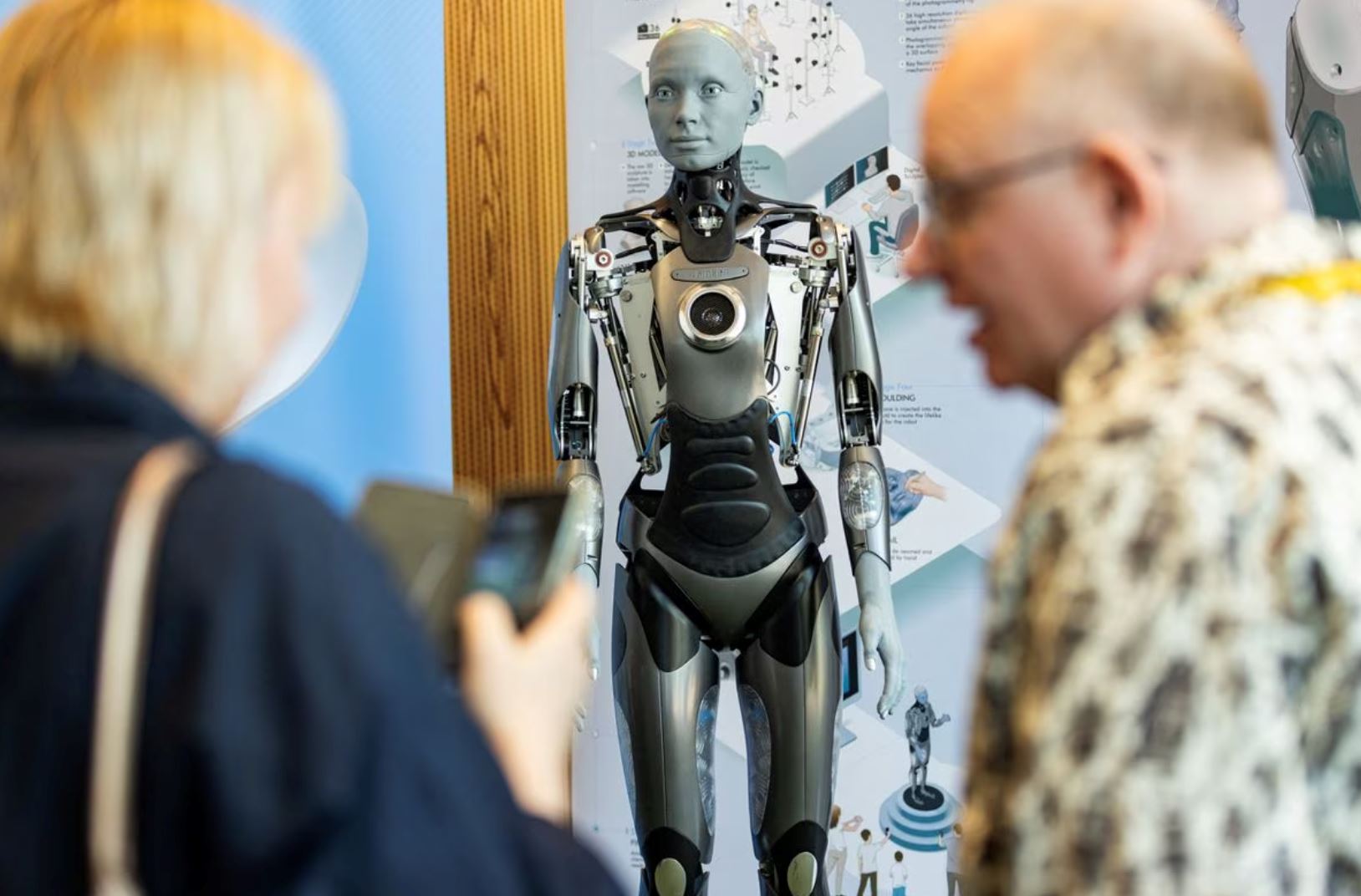 sekumpulan robot ai janji tidak akan melawan manusia, akur pada peraturan ketat