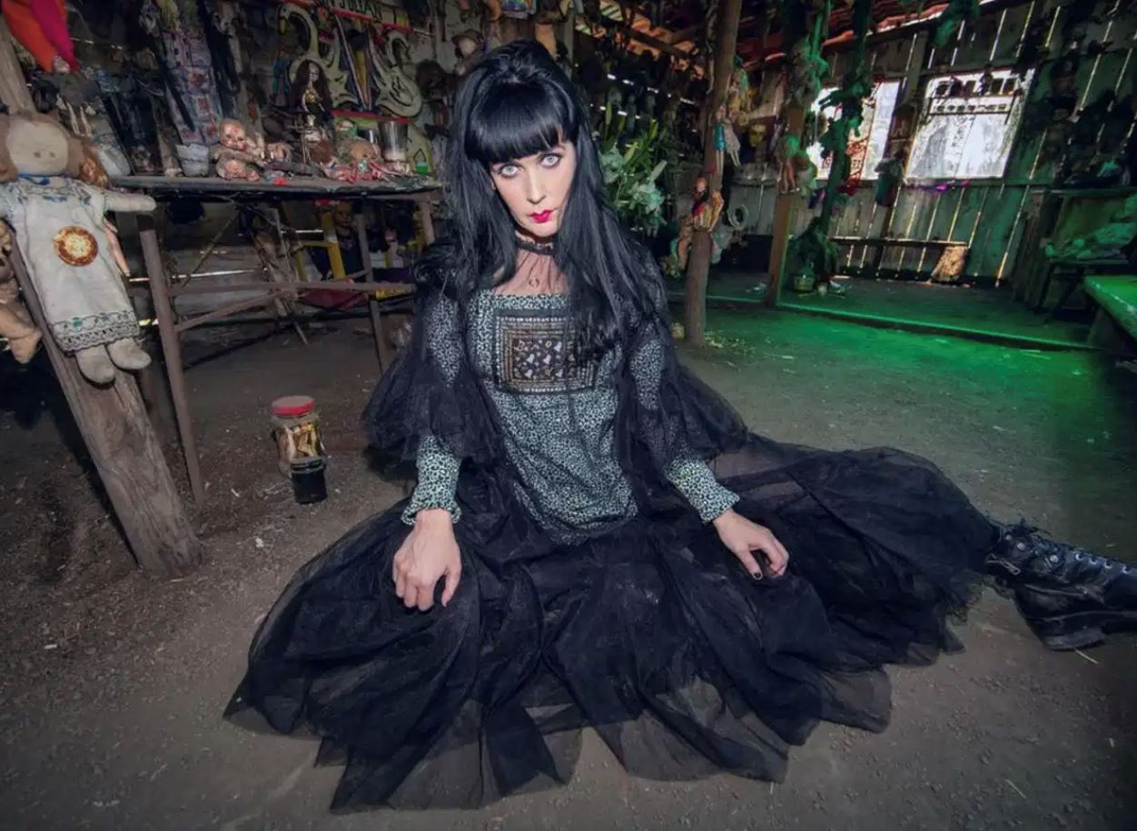 wanita kahwin dengan hantu minta cerai sebab tak tahan gangguan mistik