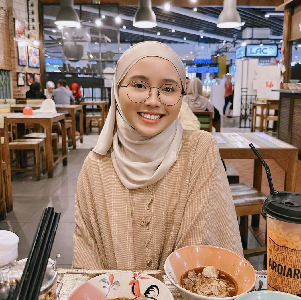 farisha iris nafi rampas kekasih dan jadi punca influencer terkenal putus tunang