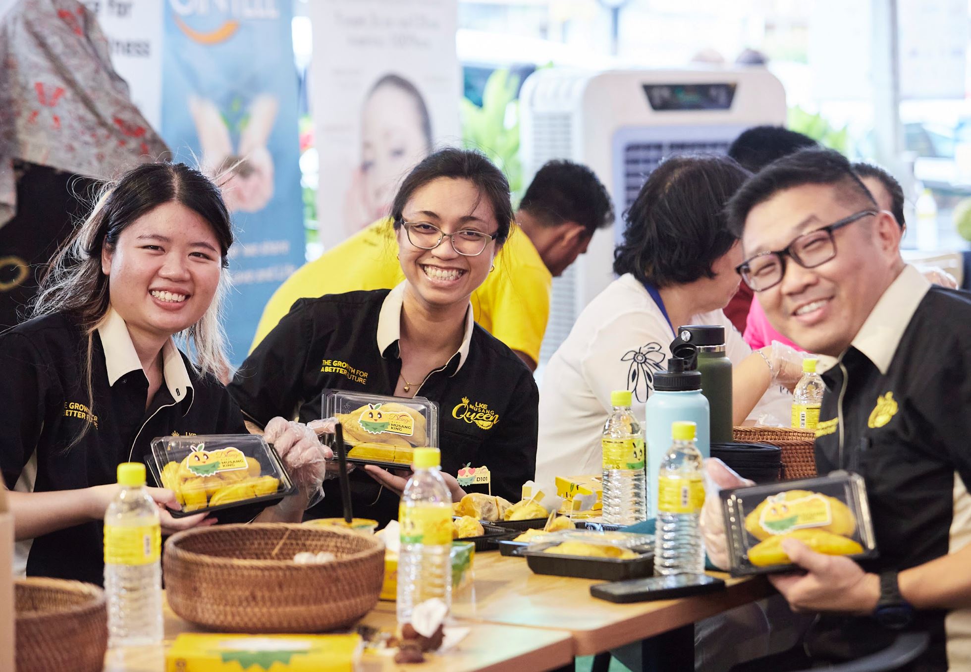 全马最大型「榴莲自助餐」7月开吃！只需rm60起！