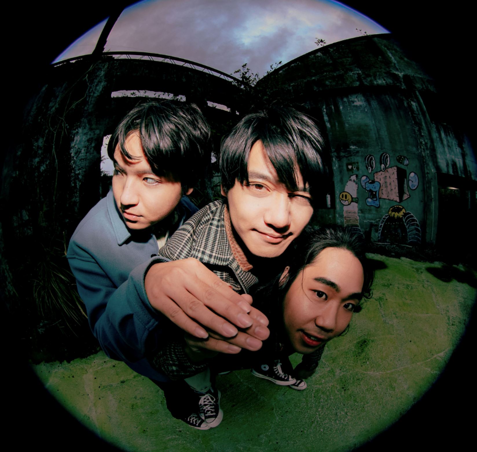 ⚠️首届华语独立音乐节clang克浪617登场❗️7组乐团歌手接力飙唱🎵还有快闪书店塔罗牌占卜等