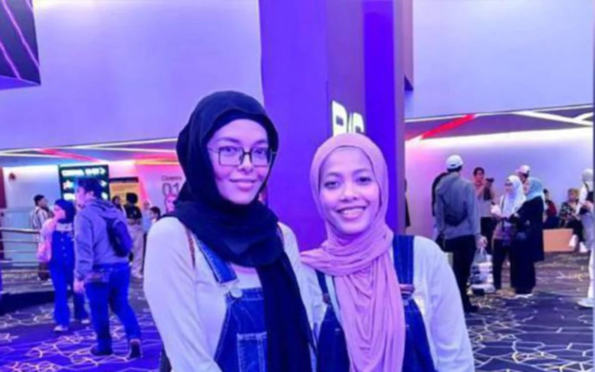 “dengan apa yang berlaku, kami sekeluarga tak terkesan apa-apa,” – kakak ira kazar