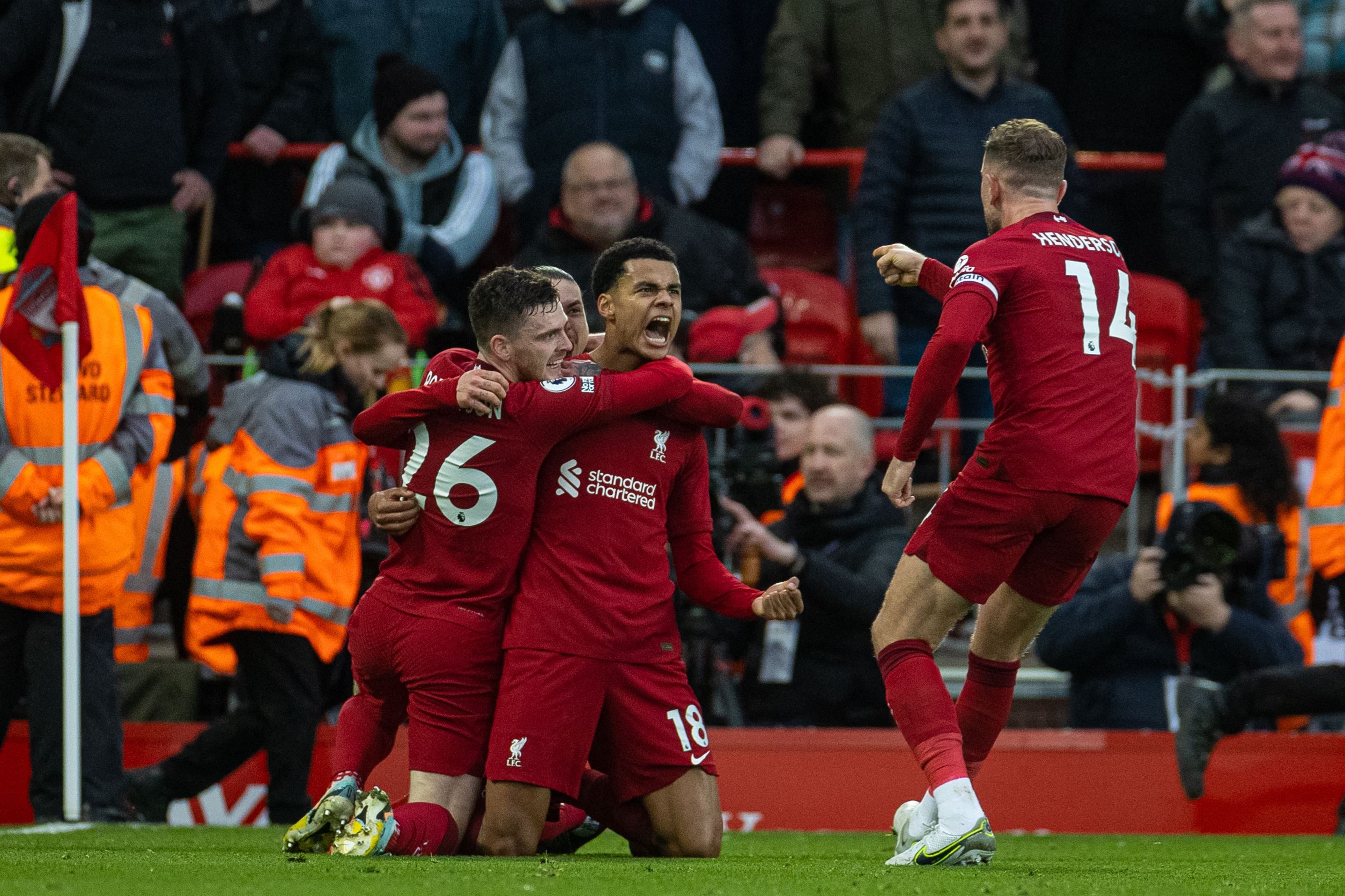 liverpool give man united a footballing lesson at anfield 
