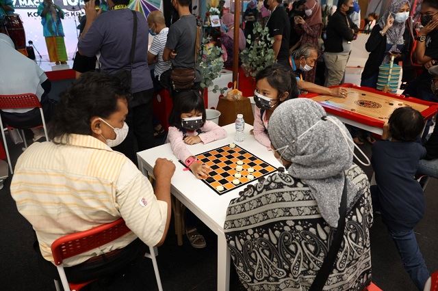 permainan tradisional dam