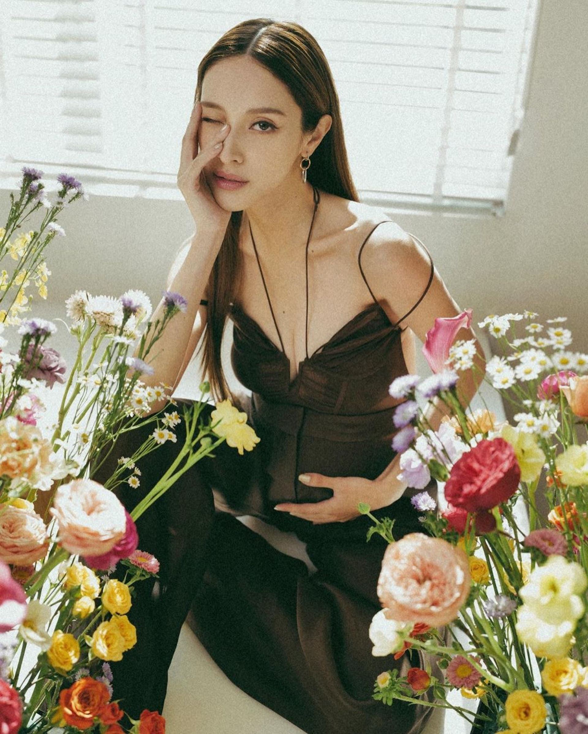 ⚠️陈凯琳晒三胎孕照❗️性感唯美看得网友心心眼😍