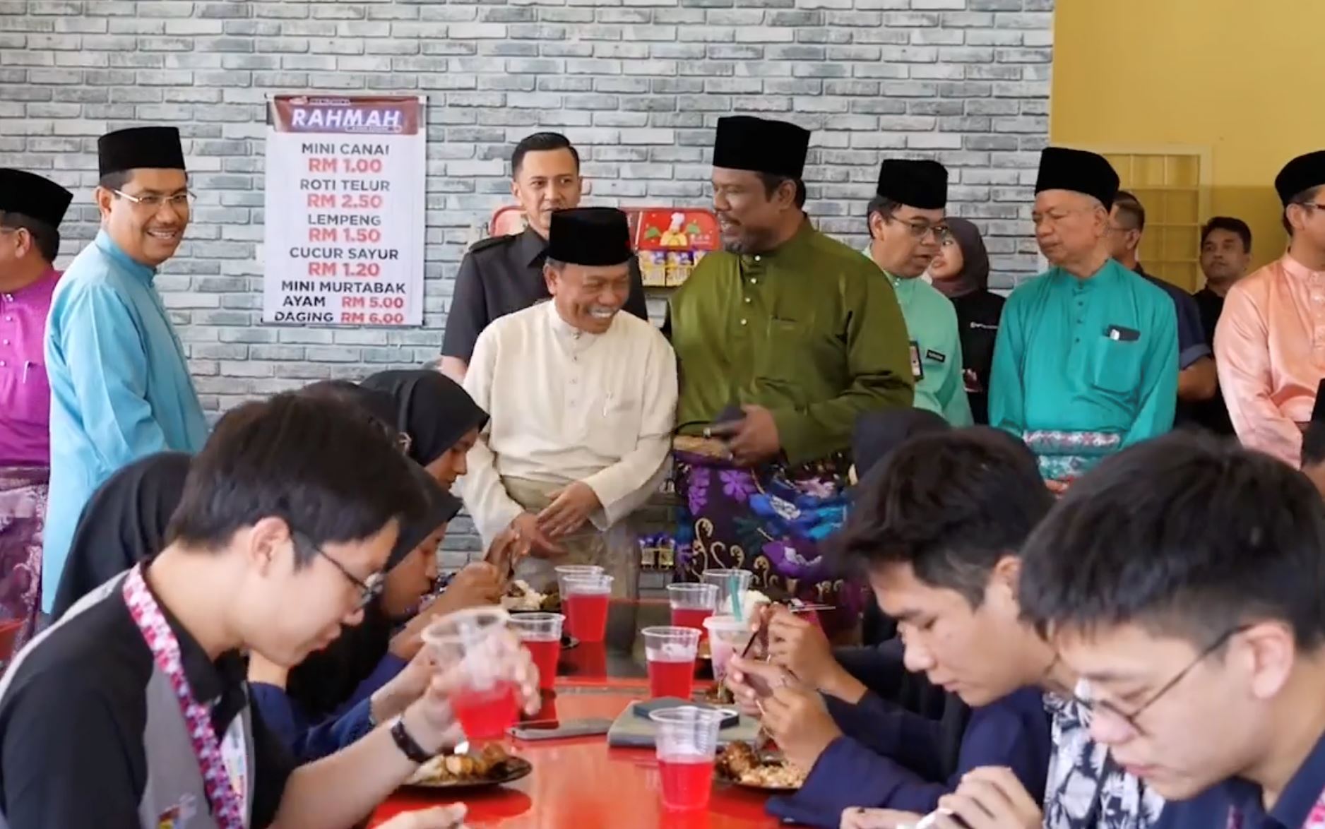 university students can now enjoy menu siswa rahmah for rm3.50! 