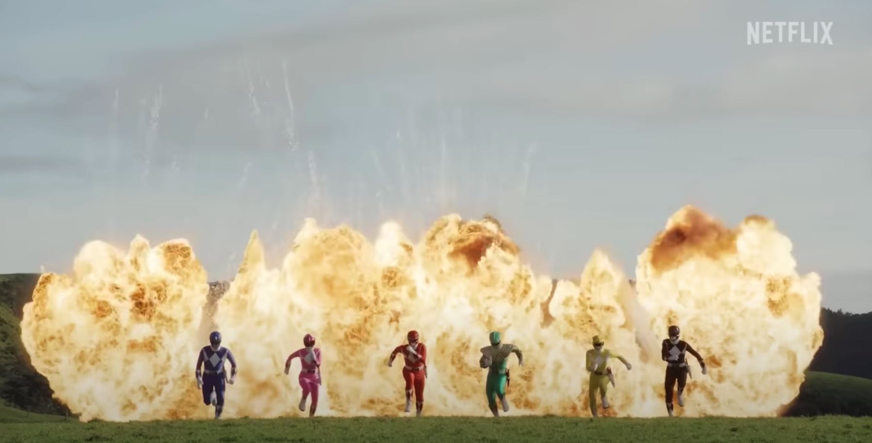 peminat teruja lihat trailer kemunculan semula mighty morphin power rangers di netflix