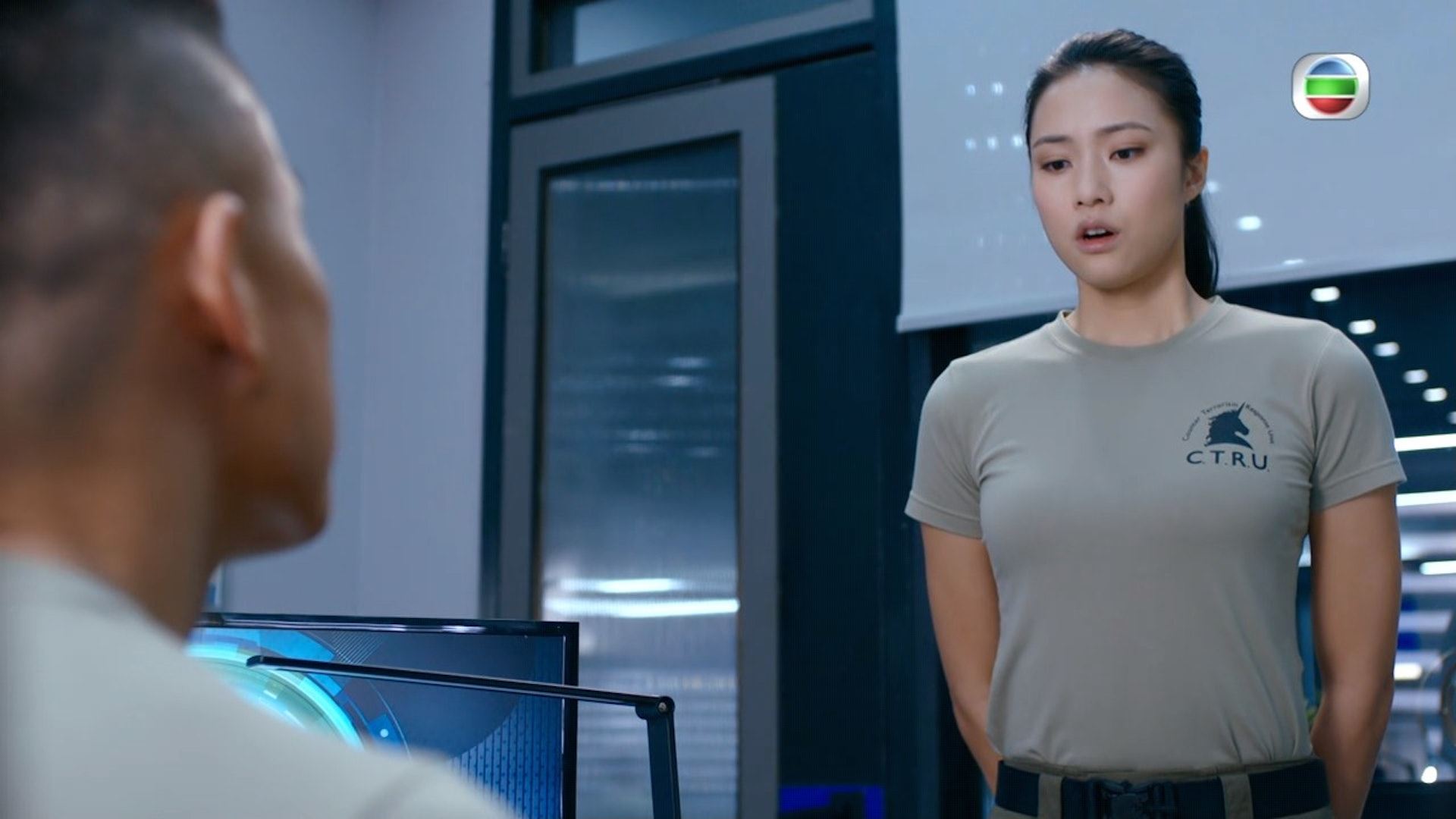 📺《隐形战队》被赞新一代“性感打女”❗️刘颖镟开拍前三个月就在密集训练🔥