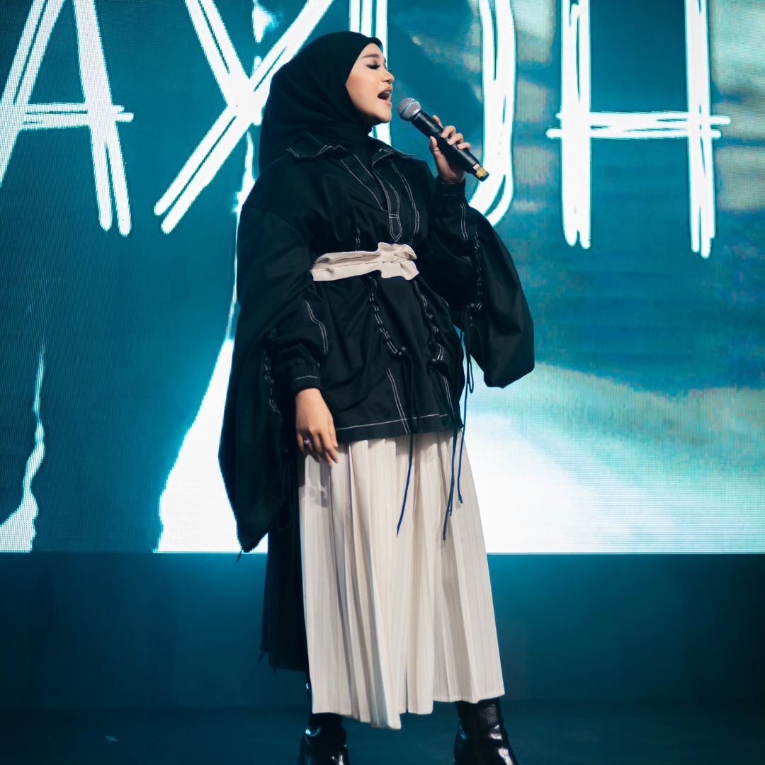 ini penjelasan ernie zakri lepas foto macam ‘baby bump’ tular di media sosial