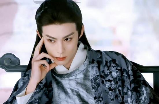 网传王鹤棣已分手圈外女友！目前是单身状态！