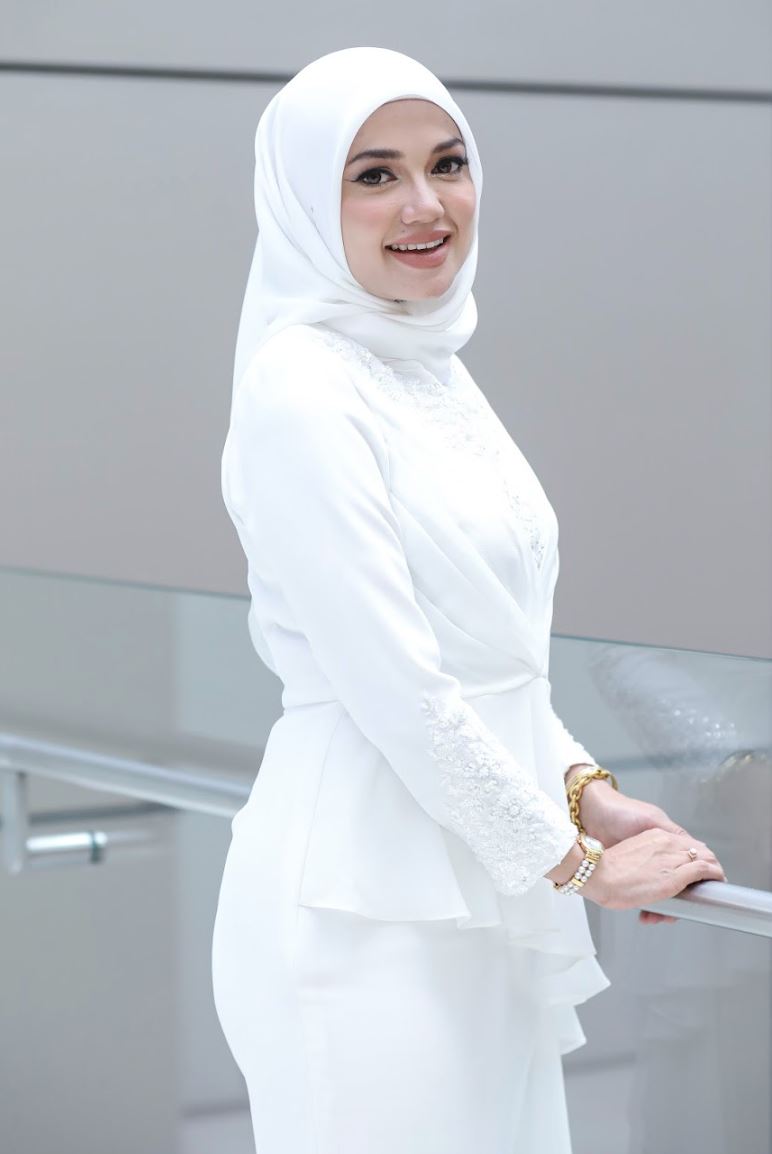 tak fikir panjang, puteri sarah terus setuju bila ditawar watak perampas suami orang