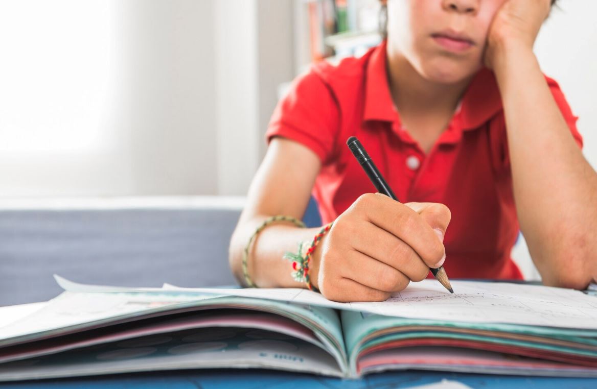 pelajar perlu rehat, wujud cadangan guru dilarang beri kerja sekolah pada hujung minggu