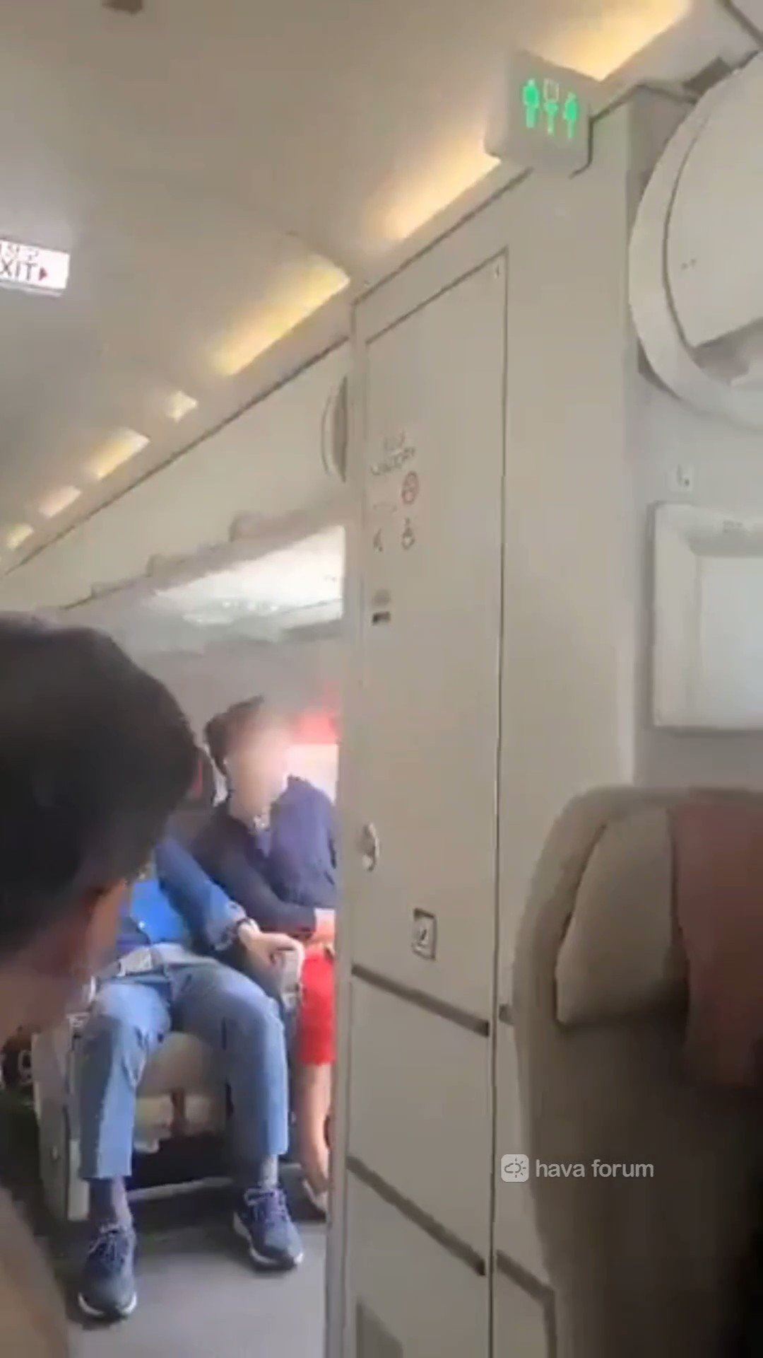 insiden buka pintu pesawat, tiada lagi tempat duduk bahagian pintu kecemasan dijual