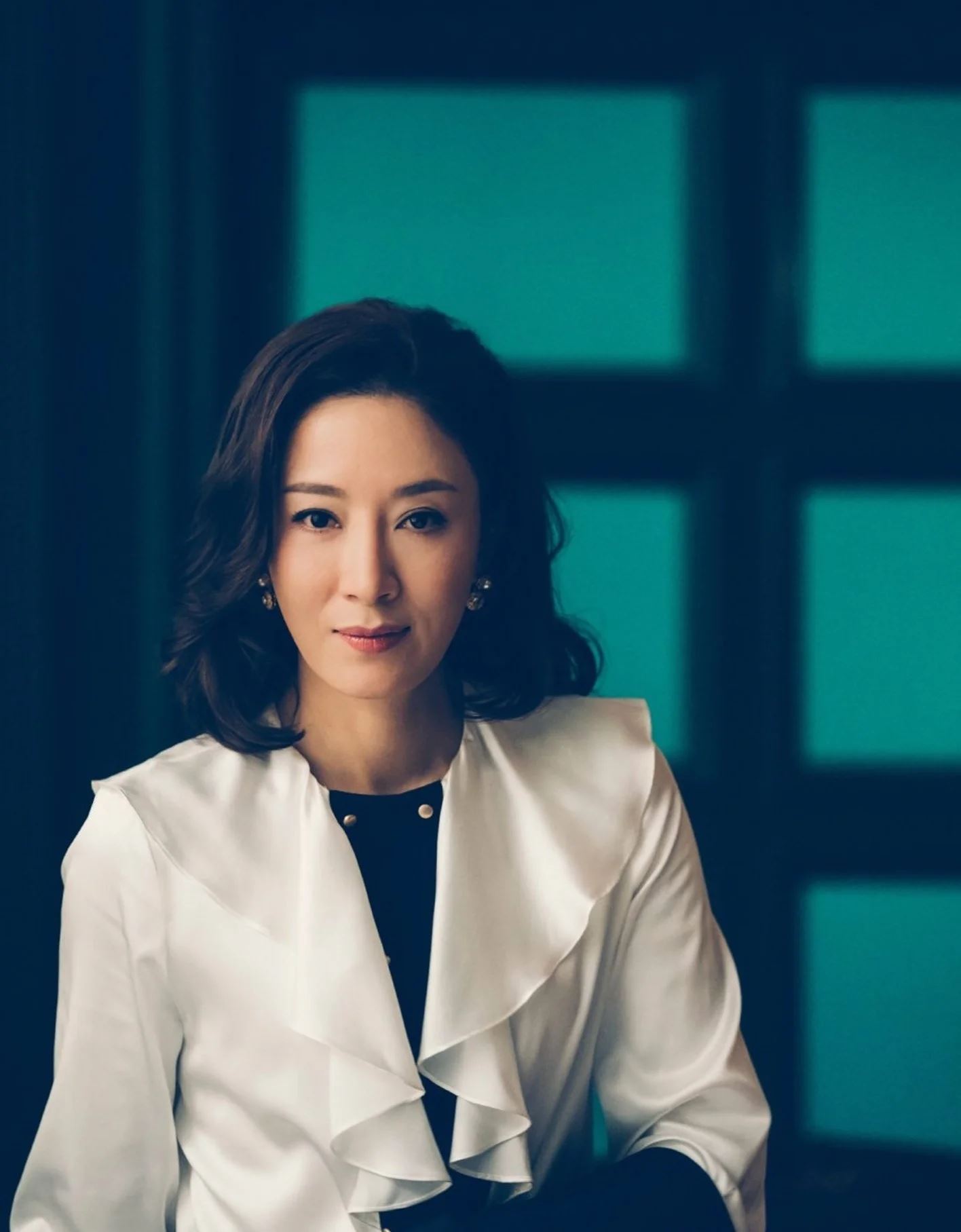 杨茜尧化身港版宋慧乔❗回无线拍新剧与林夏薇恶斗😱