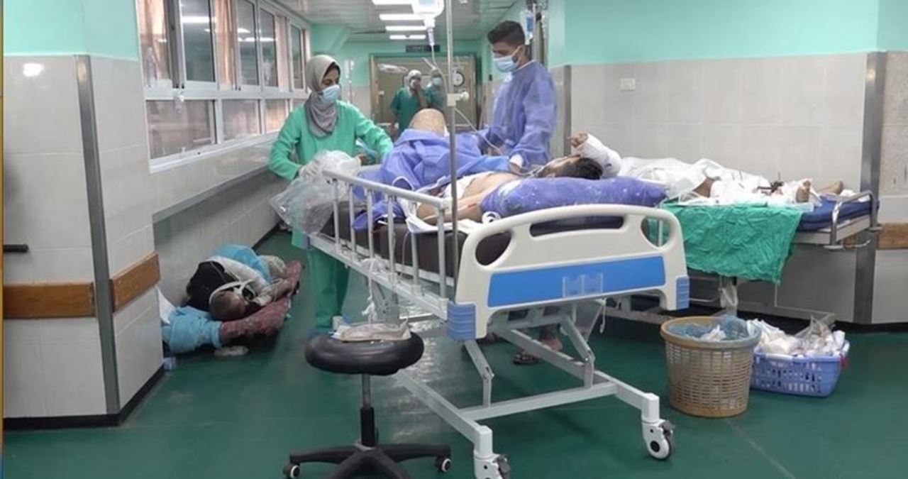 doktor, pesakit diusir keluar dari hospital al-shifa, jika enggan akan ditembak zionis