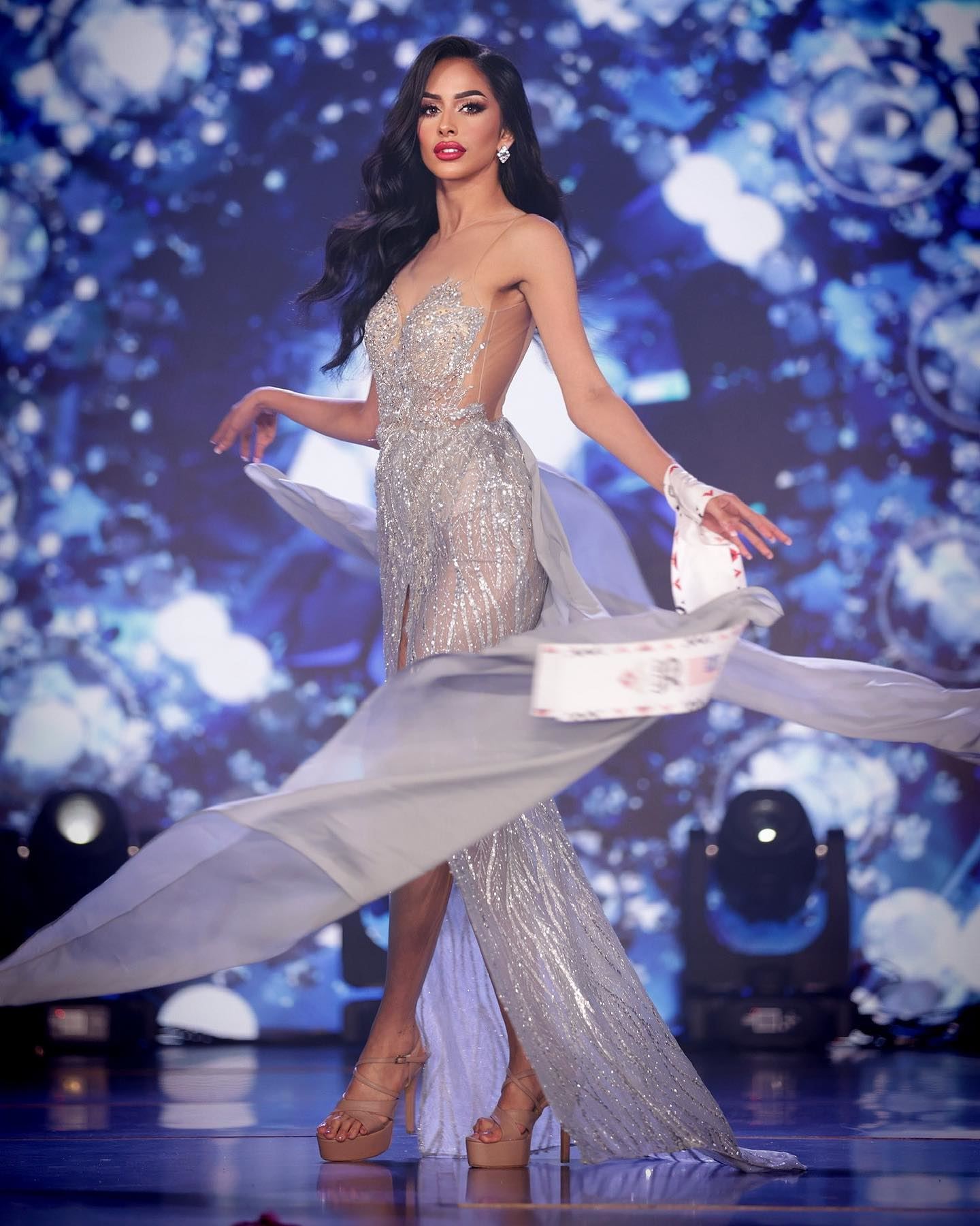 【世界环球国际小姐】大马佳丽首度夺冠！