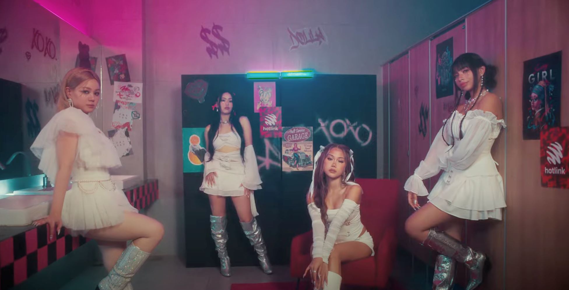 peluang tembus pasaran antarabangsa, dolla guna penerbit korea selatan untuk album sulung