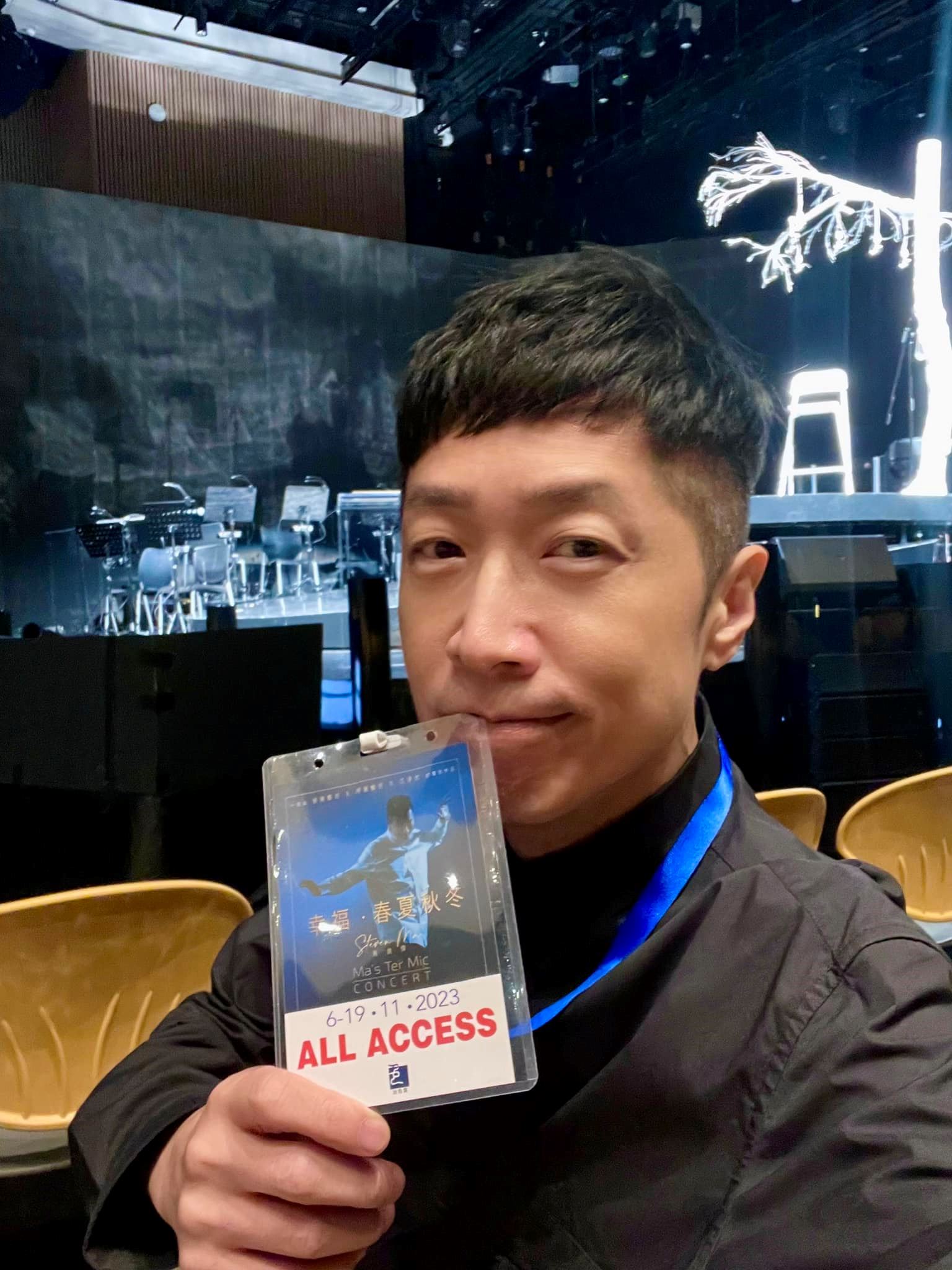 马浚伟服药严重过敏险丧命❗演唱会边唱嘴里边流血😱