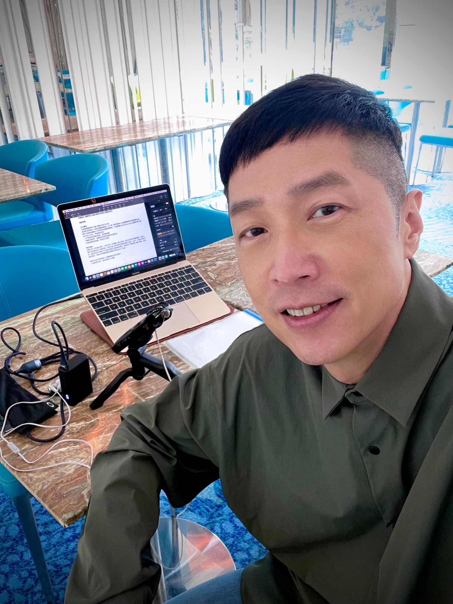 马浚伟服药严重过敏险丧命❗演唱会边唱嘴里边流血😱