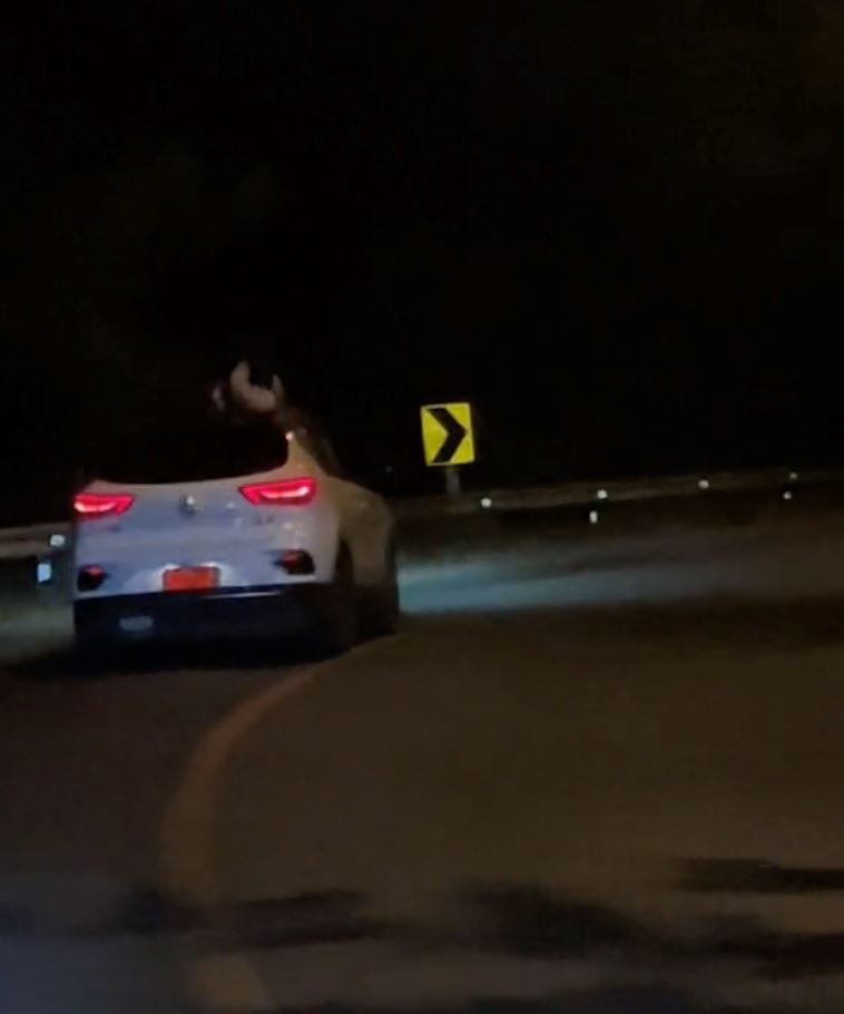 kelibat pontianak jelas atas kereta nyaris akibatkan kemalangan [video]