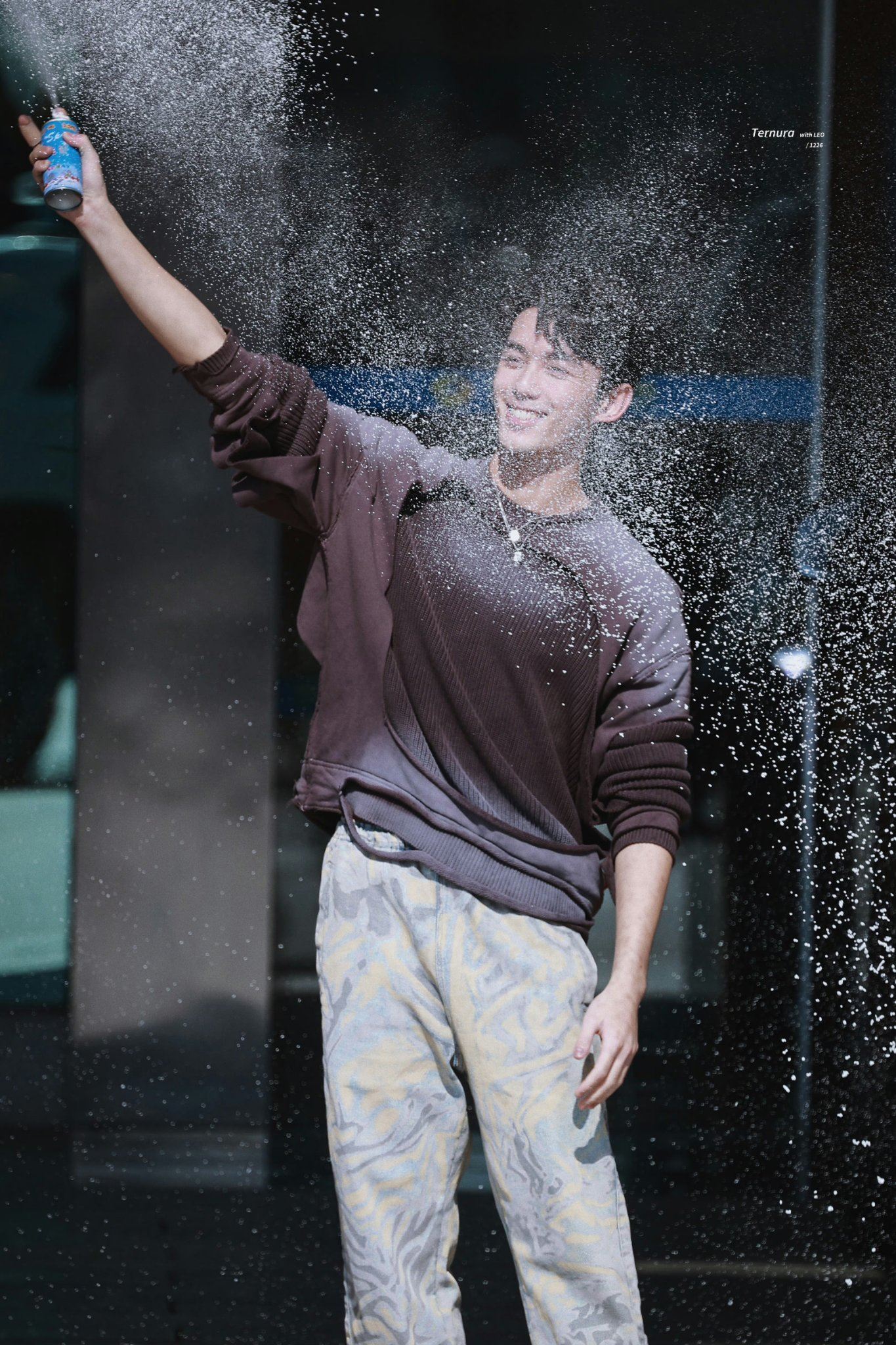 吴磊自制雪景超浪漫❄️浪漫后不忘回归现实被粉丝赞爆💗